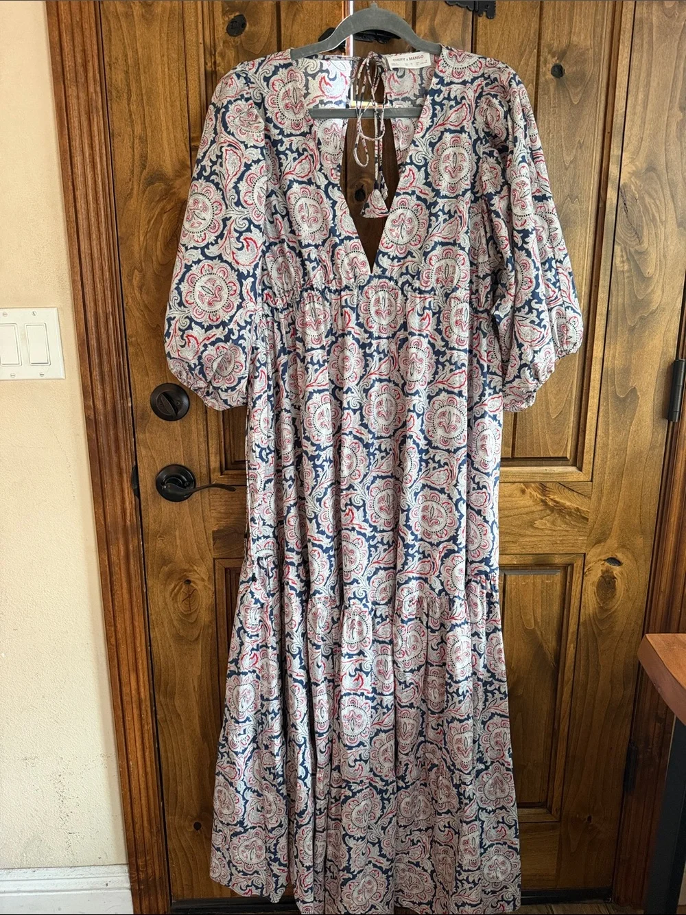 Chufy X Mango 

Chufy x Mango Bohemian Red & Blue Paisley Summer Maxi
Dress sz.M - Picture 2 of 5